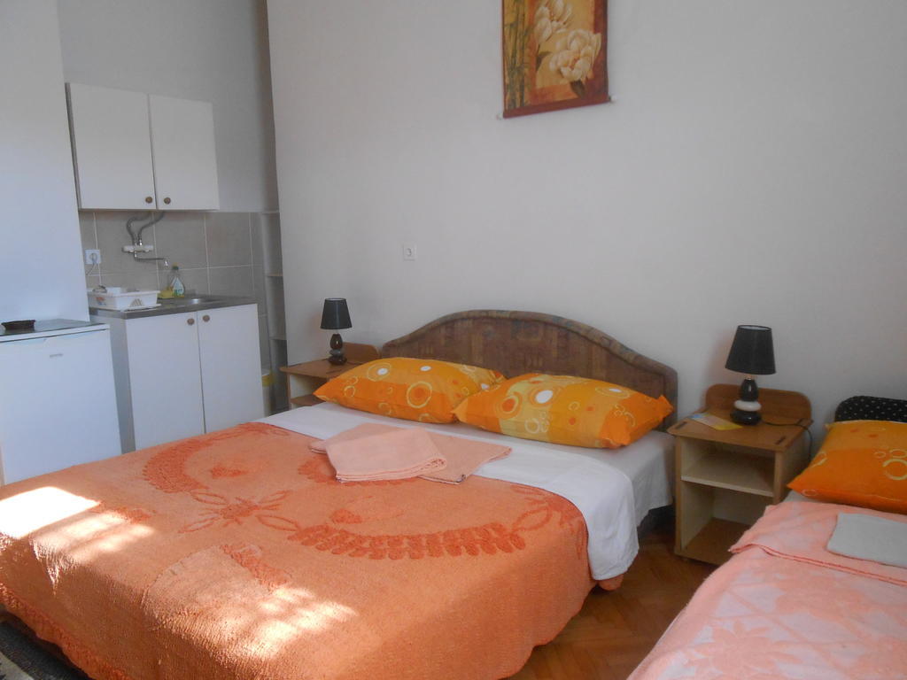 Apartments & Hostel Zdrava Hrana Mostar Camera foto