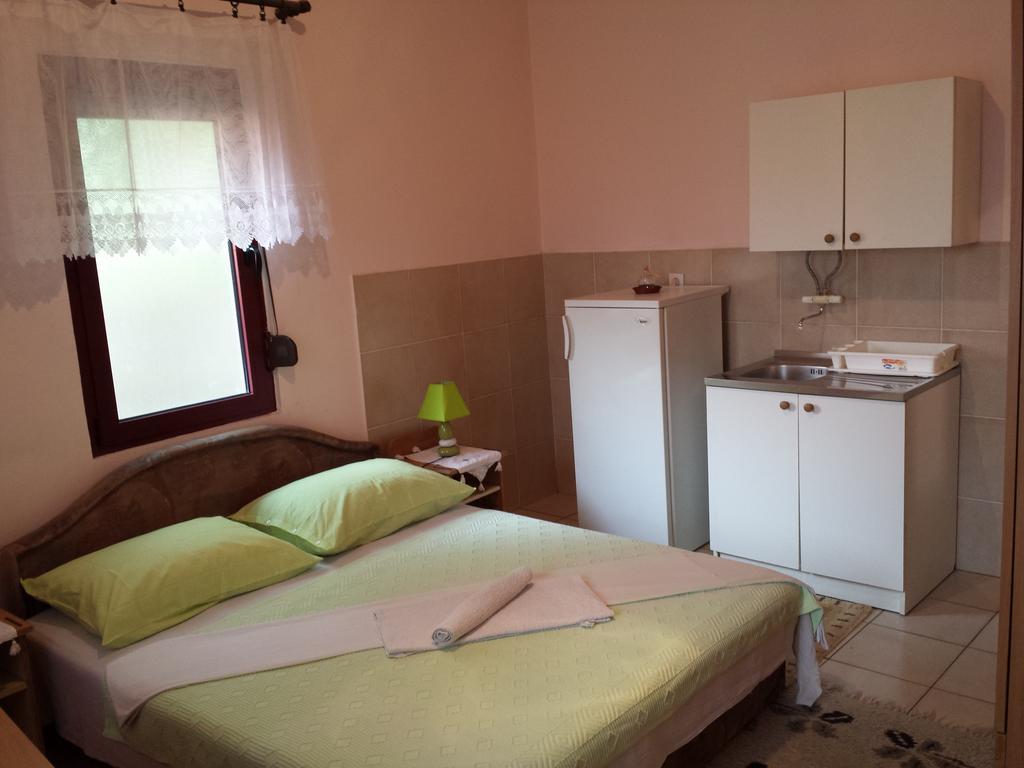 Apartments & Hostel Zdrava Hrana Mostar Camera foto